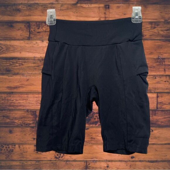5 for $25🔥Gymshark Black Athletic Biker Shorts Small - Picture 1 of 6